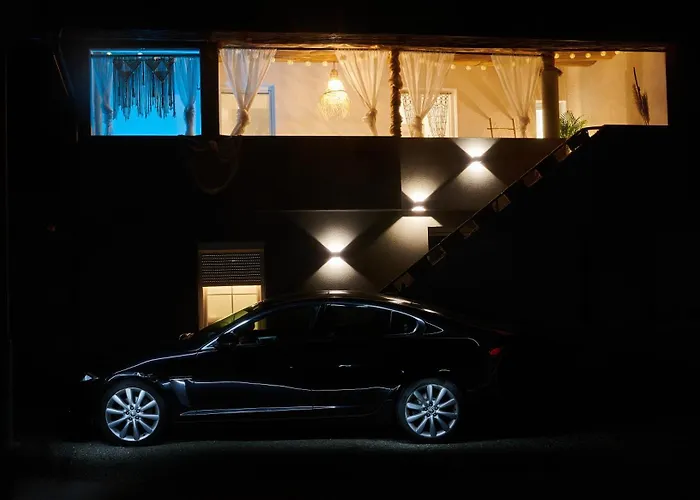 Apartman Casa Nabu Bohemian Lakeside Terraced Apartment. *