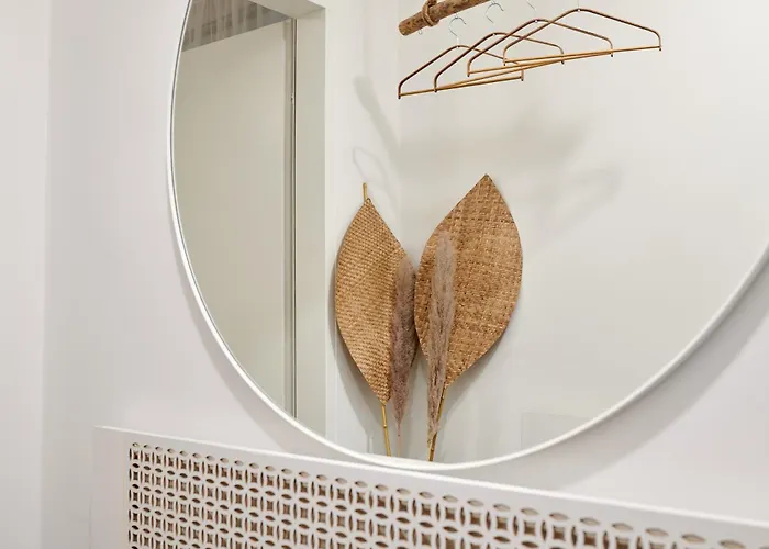 Casa Nabu Bohemian Lakeside Terraced Apartment. Апартаменты *